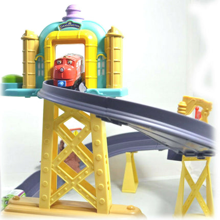 Chuggington Train Motorised Training Yard Loop Ready to Play Set with Diecast Wilson 3