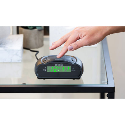 AM/FM Alarm Clock & Radio w/ Green LED Time Numbering 4