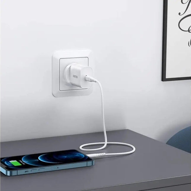 CHOETECH Q5004CL PD20W USB-C iPhone Fast Charger with MFi Certified USB-C Cable 2