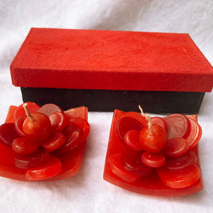 2 Red Lotus Floating Candles in Red Black Gift Box Set Birthday Xmas Valentine Mothers Day Gift Present 3