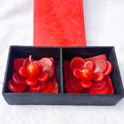 2 Red Lotus Floating Candles in Red Black Gift Box Set Birthday Xmas Valentine Mothers Day Gift Present 4