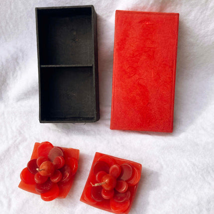 2 Red Lotus Floating Candles in Red Black Gift Box Set Birthday Xmas Valentine Mothers Day Gift Present 5