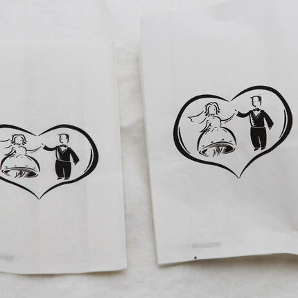 50 Pack Wedding Cake Bags Greaseproof Wax Paper Slice Take Home Favour Bride Groom in Heart 3