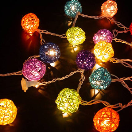 1 Set of Multi Coloured 5cm Rattan Cane 20 Ball Battery Powered 3m String Lights Christmas Gift Home Wedding Party Bedroom Decoration Table Centrepiece