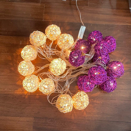 1 Set of Purple n White 5cm Rattan Cane 20 Ball Battery Powered 3m String Lights Christmas Gift Home Wedding Party Bedroom Decoration Table Centrepiece 2