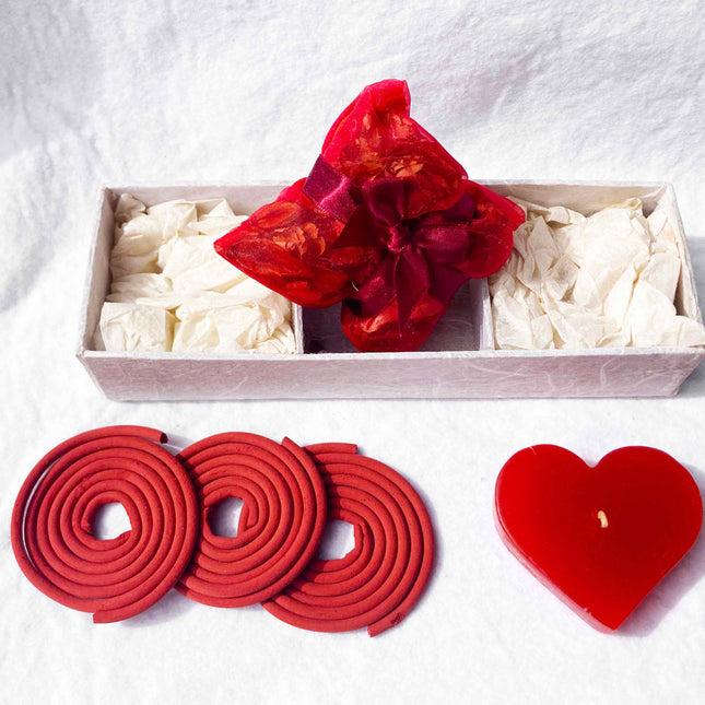 Red Heart Candle Spa Giftset - Red Heart candle, 3 Incense Coils, Pot Porri Satchet in Gift Box 2