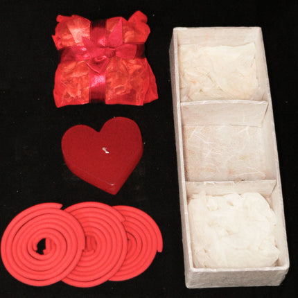 Red Heart Candle Spa Giftset - Red Heart candle, 3 Incense Coils, Pot Porri Satchet in Gift Box 4