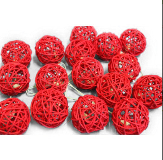 1 Set of Red 5cm Rattan Cane 20 Ball Battery Powered 3m String Lights Christmas Gift Home Wedding Party Bedroom Decoration Table Centrepiece 2