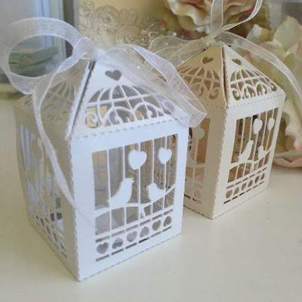 50 Piece Pack - White Dove Bird Heart Wedding Bomboniere Favor Lolly Gift Card Box 4
