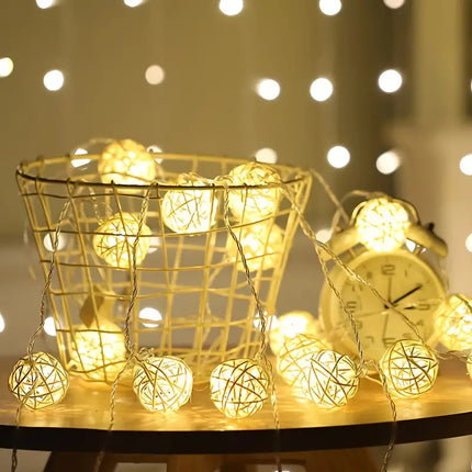 1 Set of Yellow 5cm Rattan Cane 20 Ball Battery Power 3m String Lights Christmas Gift Home Wedding Party Bedroom Decoration Table Centrepiece 3