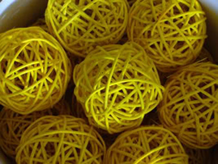 1 Set of Yellow 5cm Rattan Cane 20 Ball Battery Power 3m String Lights Christmas Gift Home Wedding Party Bedroom Decoration Table Centrepiece 5